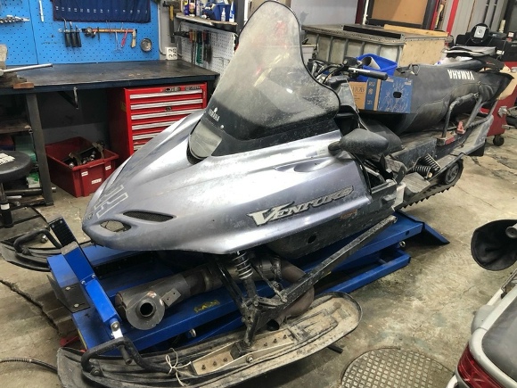 Yamaha Venture 500 2000 перед разборкой